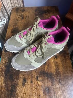 Merrell Olive and Fuchsia Women's Alpine Trail Sneakers